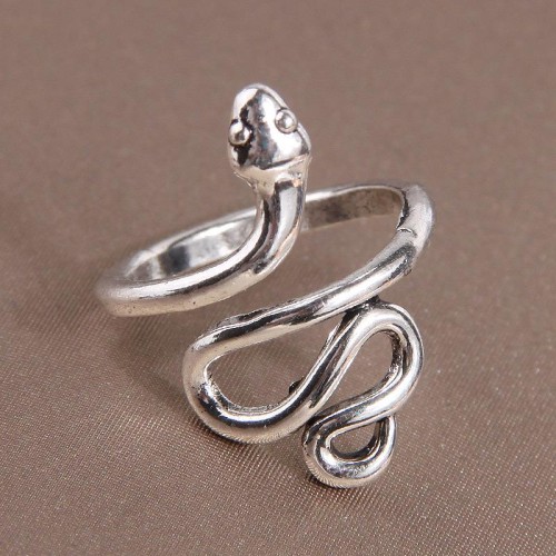 European and American Fashion Halloween Funny Retro Auspicious Snake Opening Ring