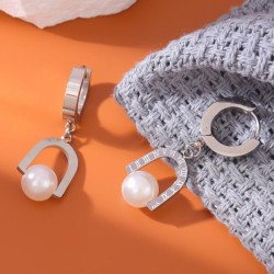 fashion conciseU Word Pearl titanium steel temperament lady buckle earring