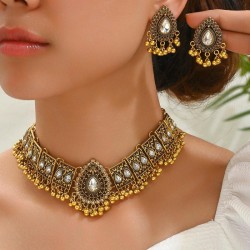 fashion retro medium wind flash diamond peacock Modeling drop temperament exag..