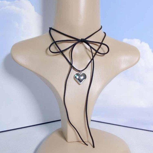 occidental style necklace velvet clavicle chain big love pendant Collar
