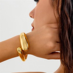 occidental style Metal textured surface drop bangle fashion trendbracelet woma..