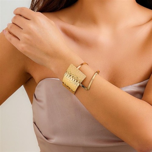 occidental style personality Irregular exaggerating Metal width bangle fashion geometry Double layer surfac