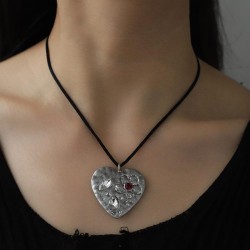   spring summer series love retro necklace woman  occidental style fashion