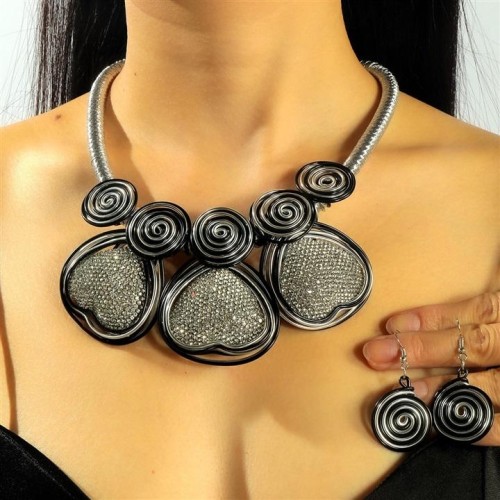 occidental style exaggerating personality wind all-Purpose Round clavicle chain  samll retro all-Purpose neckl