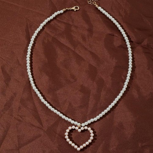  fashion personality love Pearl necklace woman same style clavicle chain earrings set