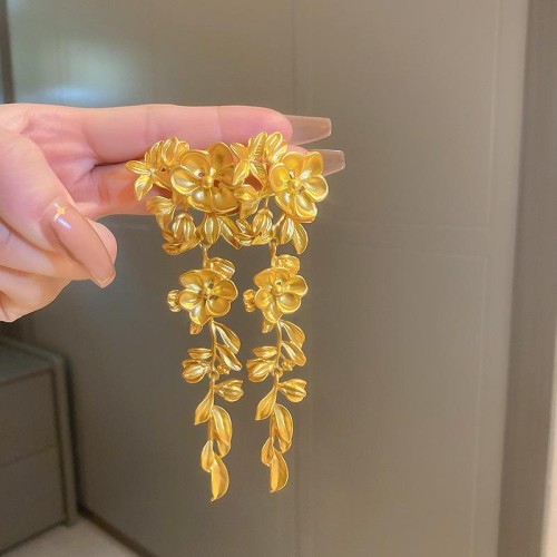 silver flowers leaves Metal earrings occidental style exaggerating long style earring fashion ret