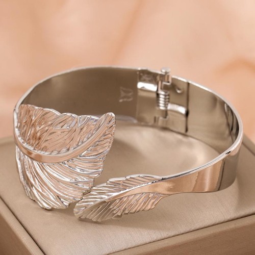 1 fashion Metal concise leaves opening temperament bangle