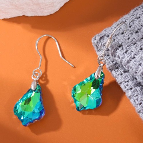 fashion sweetOL leaf crystal personality lady earrings