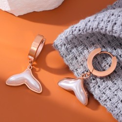 fashion concise Pearl titanium steel temperament lady buckle earring