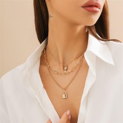 occidental style  fashion diamond keylock pendant necklace  brief Metal chain ..