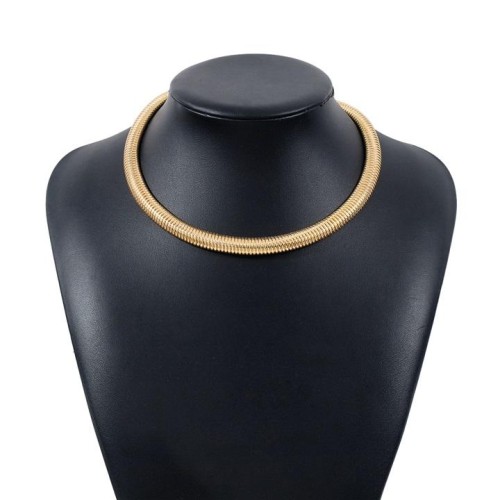 occidental style Metal wind pattern retro necklace  exaggerating samll personality opening Collar woman