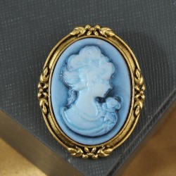 fashion retro medium noble wind temperament man woman personality brooch