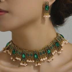 fashion medium retro noble wind shine gem temperament exaggerating woman neckl..