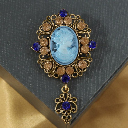 fashion retro medium noble wind flash diamond temperament man woman personality brooch