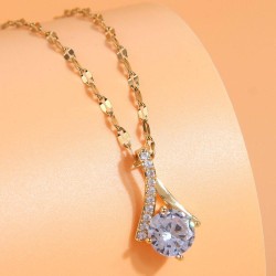 Korean style fashionOL concise bronze embed Zirconium personality lady necklac..
