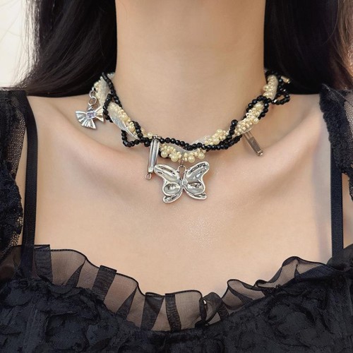 samll necklace woman twining Pearl butterfly clavicle chain personality exaggerating chain woman Collar