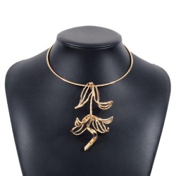 occidental style geometry flowers pendant Collar  fashion retro three-dimensio..