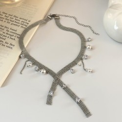 retro temperament tassel Pearl necklace samll flash diamond Collar Pearl chain..