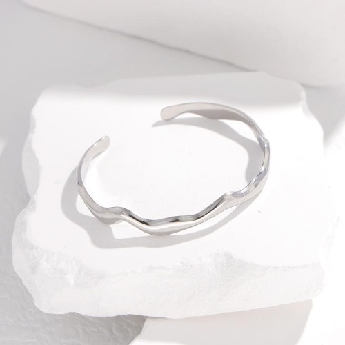 brief titanium steel bangle womanins wind samll wave stainless steel fashion