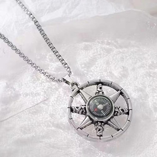 fashion concise Compass temperament personality man necklace