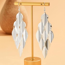 fashion concise Metal leaves temperament woman earrings