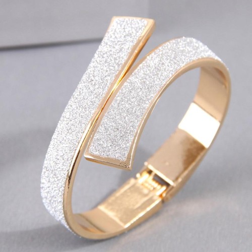 fashion concise personality woman bangle