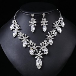  head occidental style exaggerating retro necklace set woman luxurious crystal..