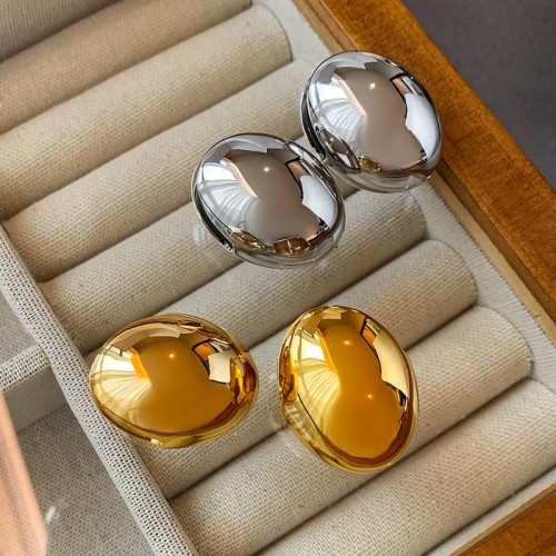fashion occidental style wind exaggerating Metal surface gold earrings woman pellet Earring samll buckle