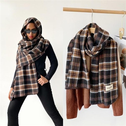 (FYR    black)imitate sheep velvet grid shawl scarf woman Winter high black scarf triangle bag bag head shawl