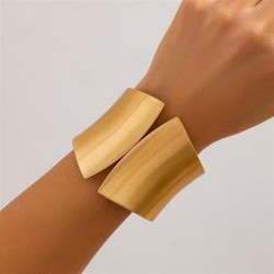 occidental style  exaggerating Irregular surface bangle  personality Metalrace..