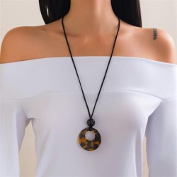 occidental style ins wind leopard Round Acrylic pendant necklace  Irregulareck..