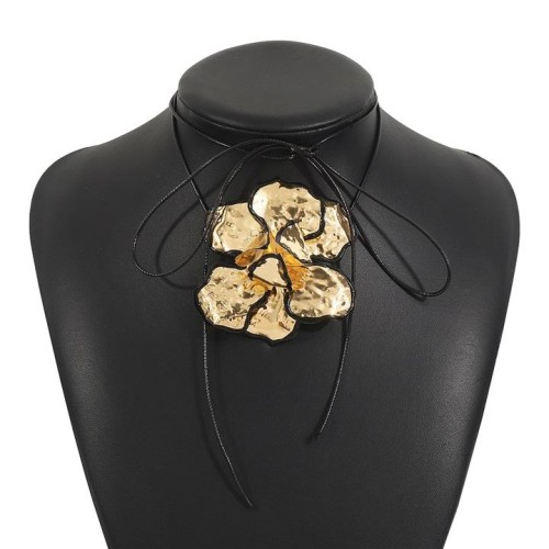 occidental style exaggerating enamel black three-dimensional flowers pendant necklace  retro
