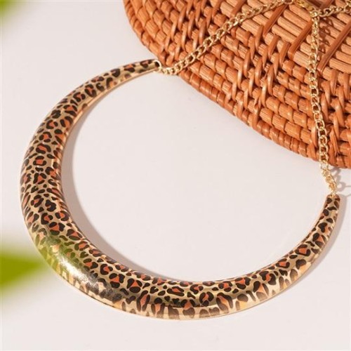 occidental style exaggerating leopardU geometry clavicle Collar personality samll temperament high woman