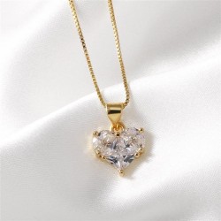 ( Gold) love heart-shaped pendant necklace woman gilded zircon clavicle chainnkw