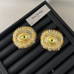 occidental style samll retro diamond eyes earrings unique personality ear stud..