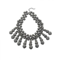 black samll exaggerating tassel pendant Collar necklace lady retro chain