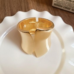  width surface Irregular Metal bangle occidental style fashion personality sam..
