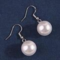 1 fashion sweet Pearl personality lady earrings