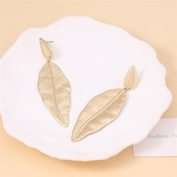 occidental style mediumVintage unique creative Metal leaves earring      samll..