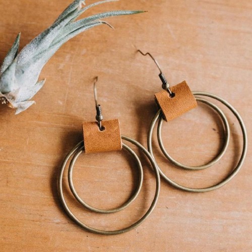   retro Earring bronze circle leather earrings woman  occidental style Earring
