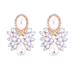 Pearl diamond Irregular ear stud personality trend samll