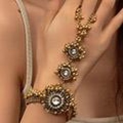 fashion retro flash diamond flowers temperament lady bracelet