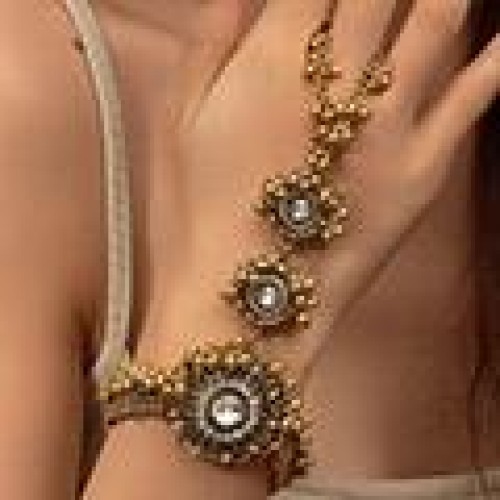 fashion retro flash diamond flowers temperament lady bracelet