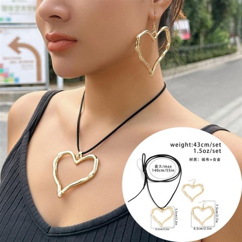 occidental styleins wind starfish  exaggerating Metal rose big love necklace set
