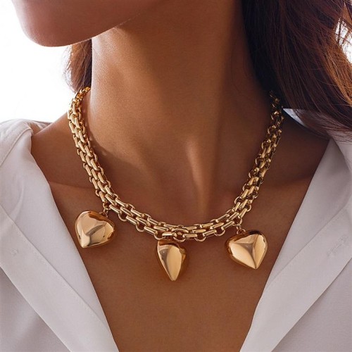 occidental style Metal wind love pendant chain necklace exaggerating big starfish clavicleecklace