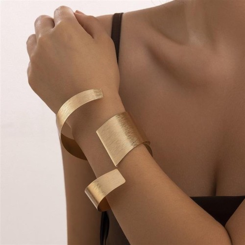 occidental style Metal width bangle woman personality punk wind openingracelet