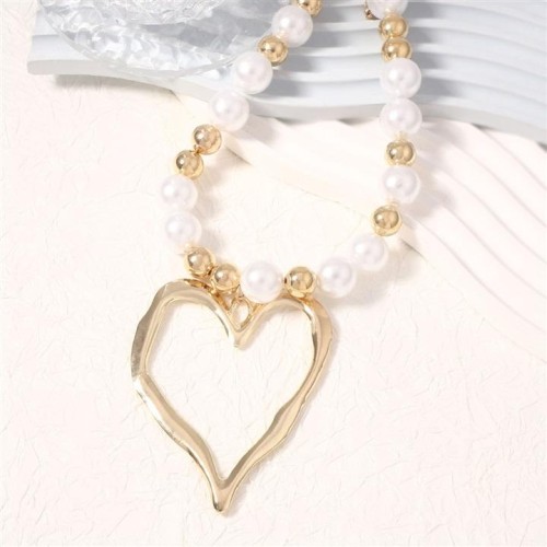ins exaggerating hollow big love fashion beads color imitate Pearl necklace  brief all-Purpose woman clavicle ch