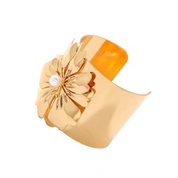 occidental style personality Metal flowers Pearl opening bangle temperament ex..
