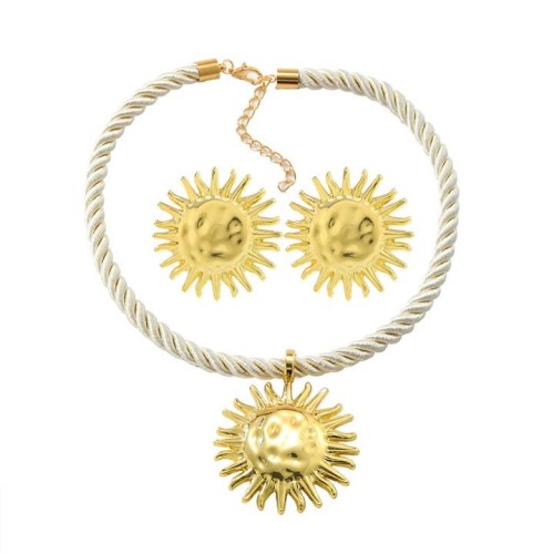 fashion wind Alloy sun pendant necklace earrings set occidental style personality all-Purpose wind woman