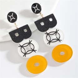 fashion WordOO earring  personality creative plates lovely Earring